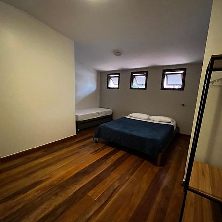 Hostel Matilda Curitiba Bagian luar foto
